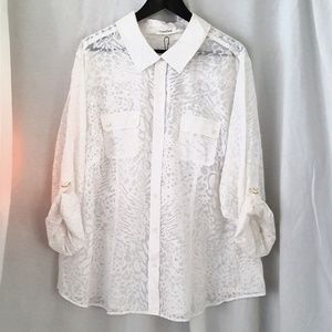 Calvin Klein - White Button Down - 3x